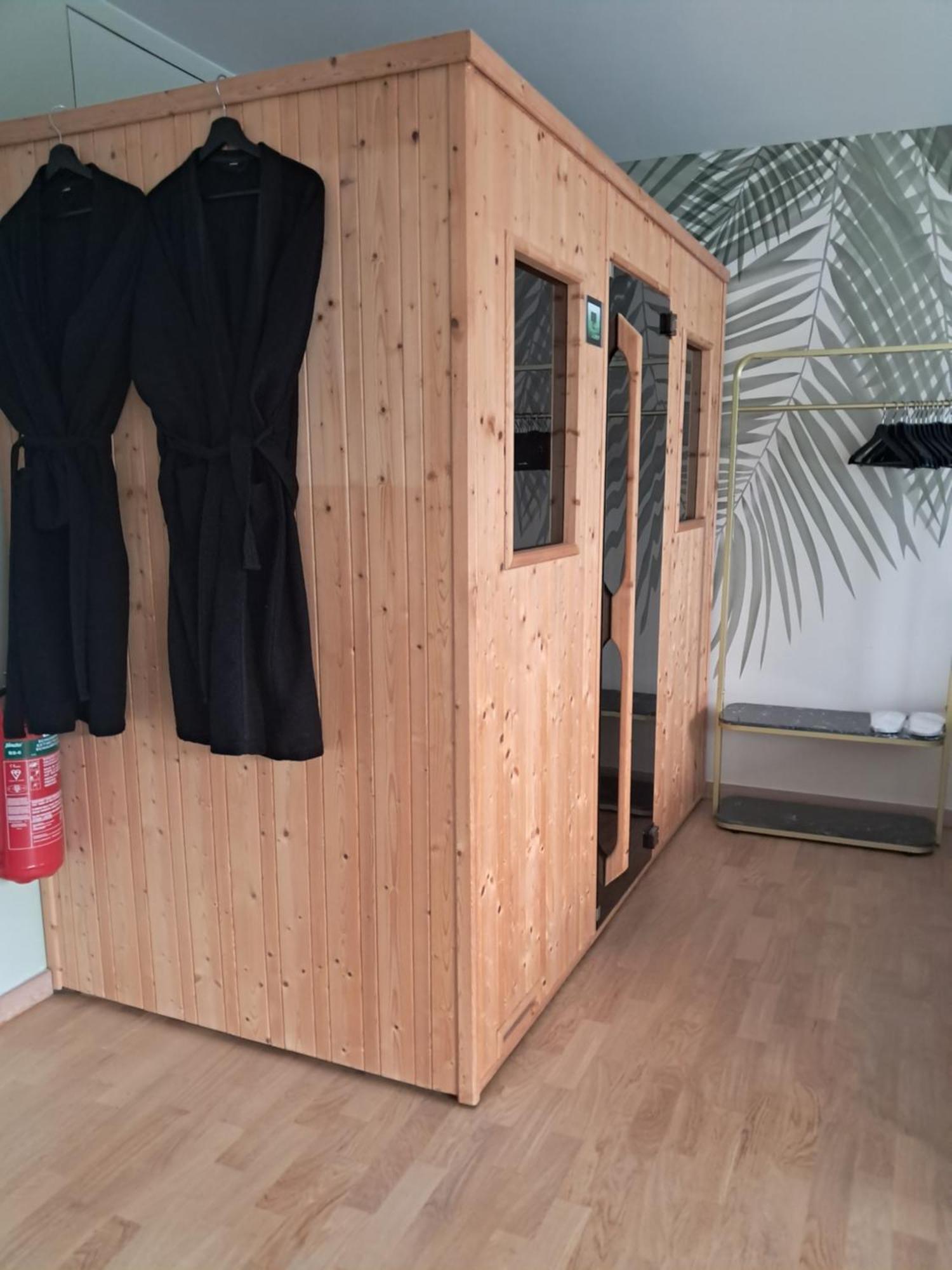 Home Away Blankenberge Bagian luar foto